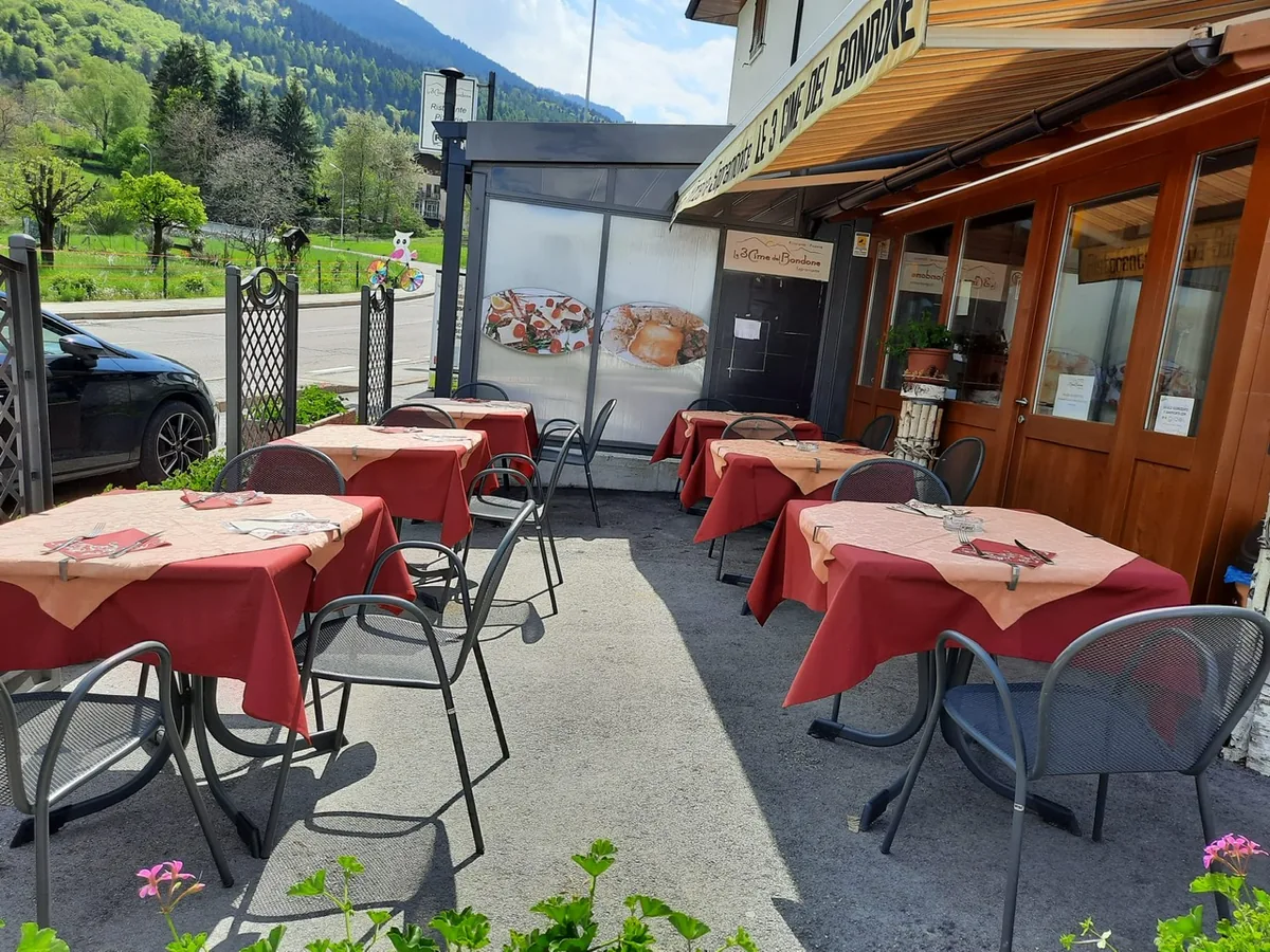 Il ristorante Le 3 Cime del Bondone a Sopramonte