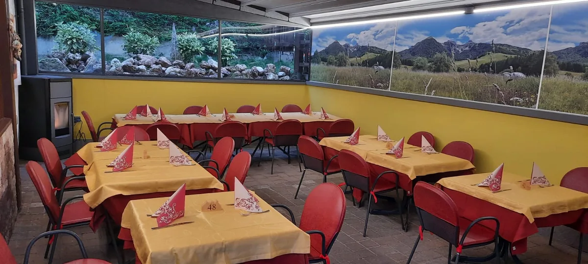 La sala interna del ristorante